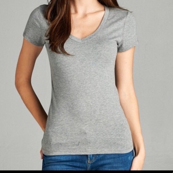 Tops - Closet Staple! Soft V-Neck Grey Tee